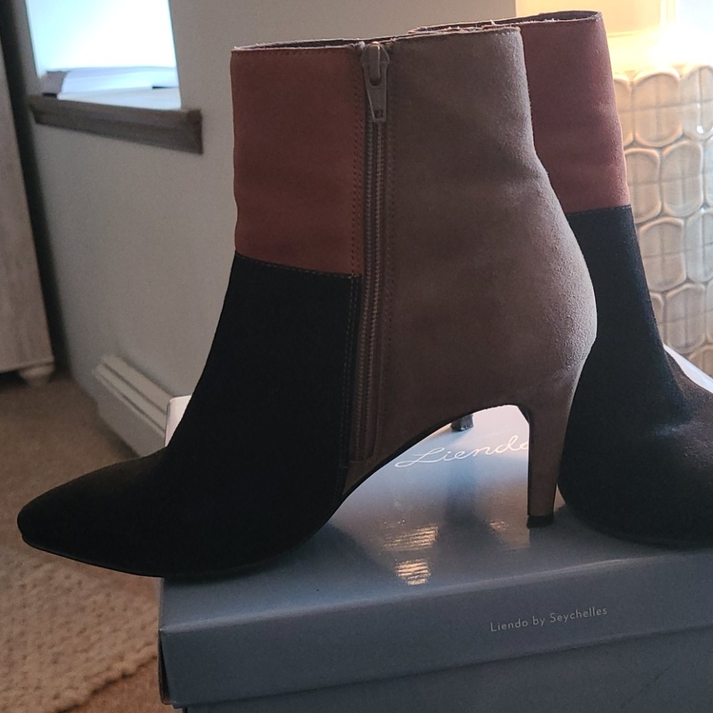 Booties - Picture 4 of 6